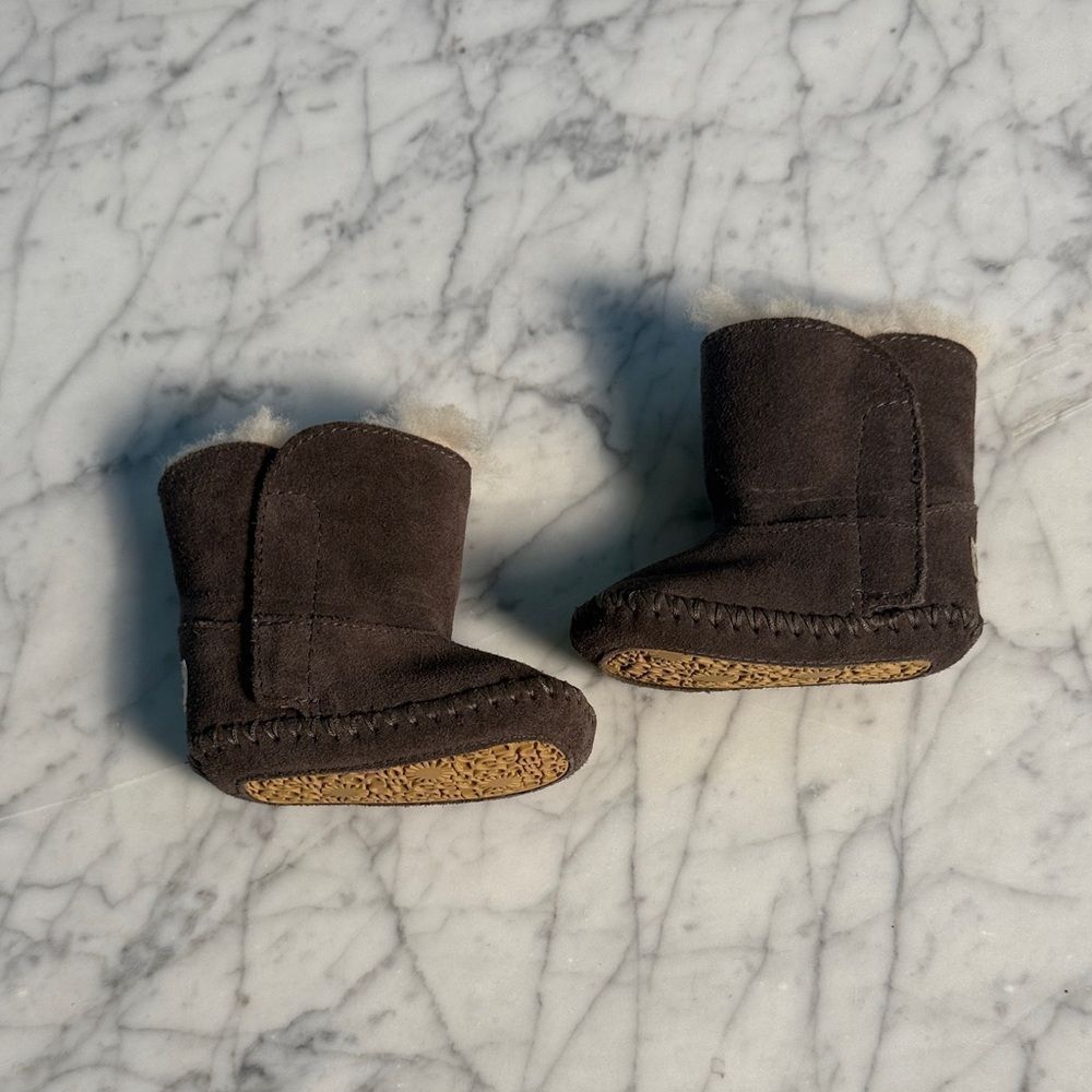 UGG Caden Infant Boots Suede Gray Sz 0-6 Mo